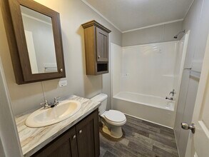 2320 Catalpa St in Liberty, MO - Building Photo - Building Photo