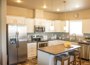 74 Copper Canyon Loop in Camp Verde, AZ - Building Photo - Building Photo