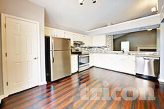 1131 Yorkdale Dr in Charlotte, NC - Foto de edificio - Building Photo