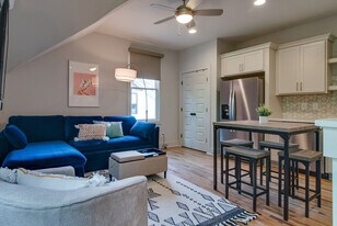 934 Mcferrin Ave in Nashville, TN - Building Photo