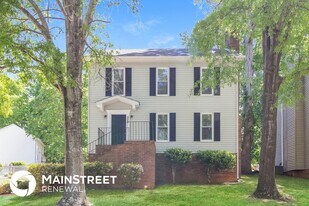 529 Regal Dr in Winston-Salem, NC - Building Photo