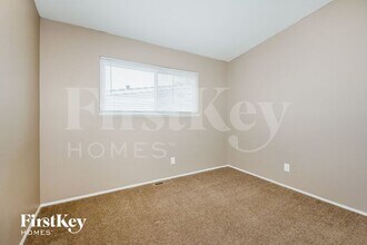 1295 Ensenada Dr in Florissant, MO - Building Photo - Building Photo