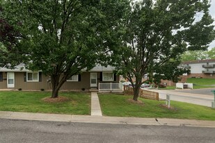 348 McLean Ave in Washington, MO - Building Photo