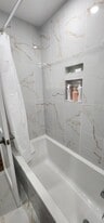 218 Juniper Cir S in Lawrence, NY - Building Photo