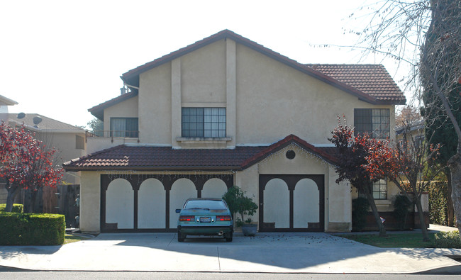 218 W Center St in Covina, CA - Building Photo - Building Photo