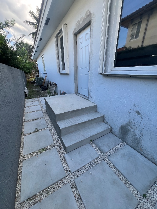 property at 13810 SW 34th St