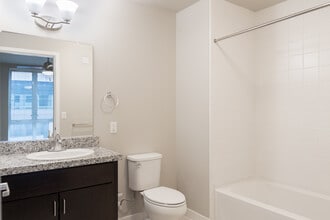 Stonefire in Berkeley, CA - Building Photo - Interior Photo