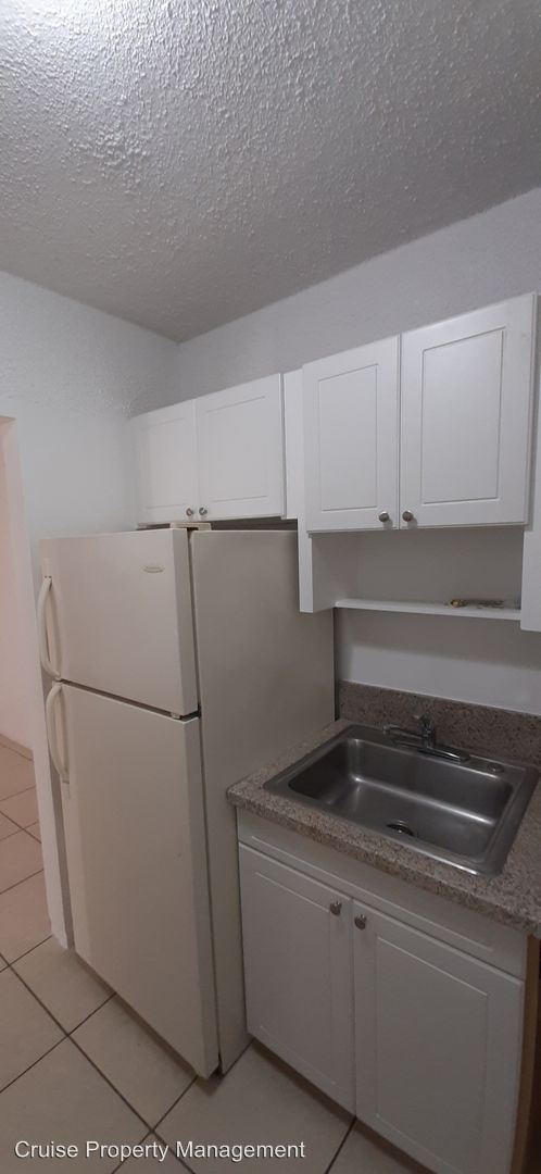 2830 Fillmore St in Hollywood, FL - Building Photo - Building Photo