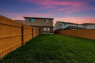 401 White Steppe Way in Georgetown, TX - Building Photo - Building Photo