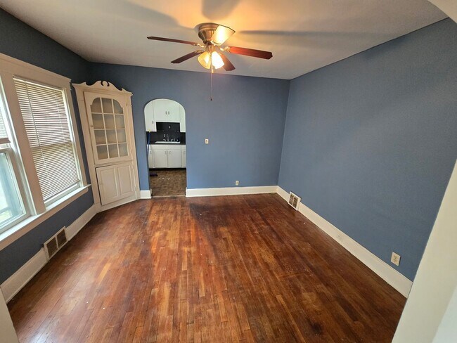 property at 837 Alhambra Rd