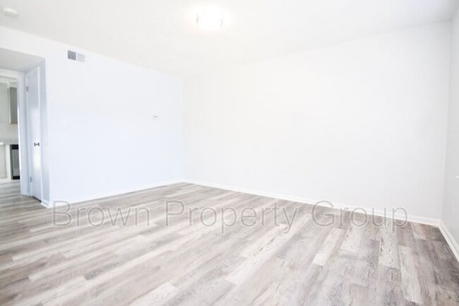 2105 Grand Prix Dr in Fayetteville, NC - Building Photo - Building Photo