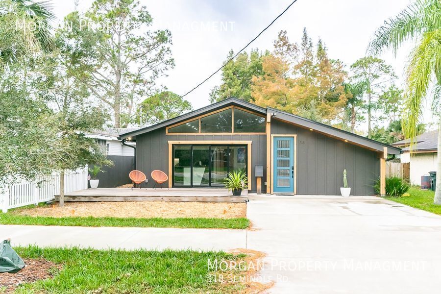 318 Seminole Rd in Atlantic Beach, FL - Building Photo