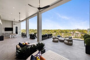 1317 Post Oak Blvd in Houston, TX - Building Photo