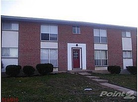 10944 Warwickhall Rd Apartments