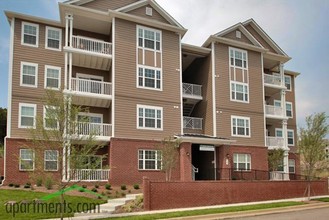 Lenox Creekside in Antioch, TN - Building Photo - Building Photo