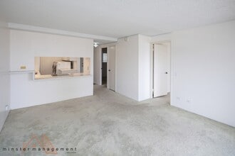 1521 Alexander St in Honolulu, HI - Building Photo - Building Photo