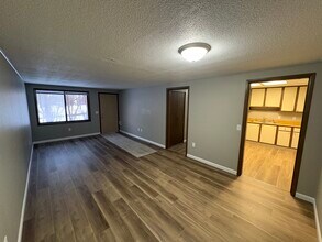 310 S Pike St, Unit A in Anna, OH - Building Photo - Building Photo