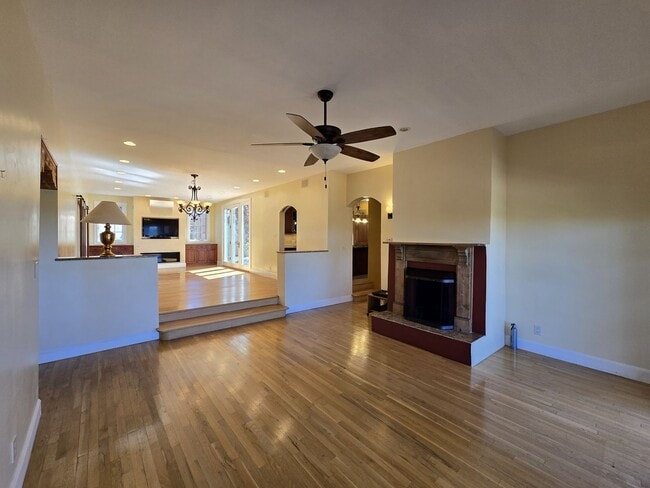 1329 Tano Ridge Rd in Santa Fe, NM - Building Photo - Building Photo
