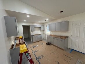 276 Barker Road APT B, Unit D in Lucasville, OH - Building Photo - Building Photo