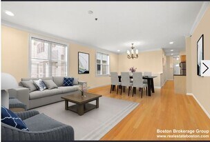 8 Howell St, Unit 3 in Boston, MA - Building Photo