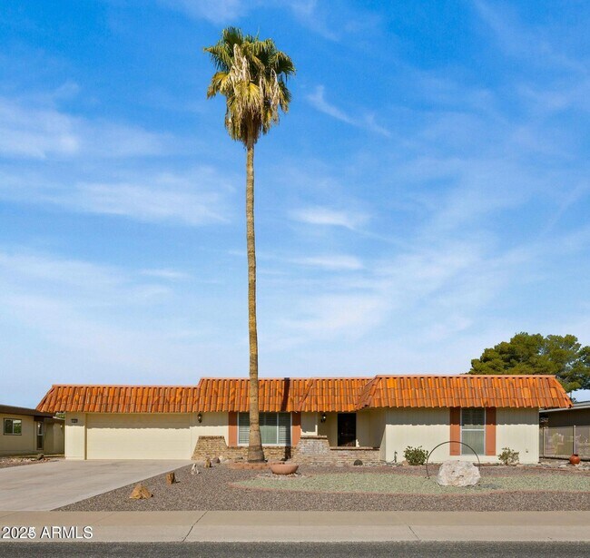 11022 W Boswell Blvd in Sun City, AZ - Building Photo - Building Photo