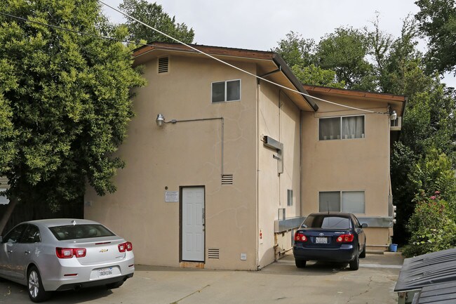 2518 G St in Sacramento, CA - Foto de edificio - Building Photo