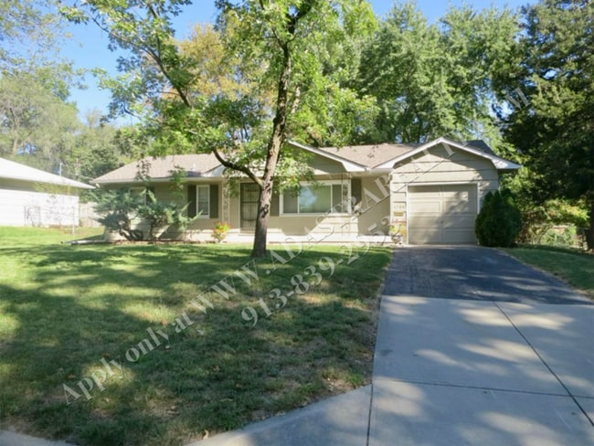 4706 E 113th St in Kansas City, MO - Building Photo - Building Photo