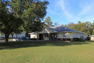 Villas of Shady Oaks in Brooksville, FL - Building Photo - Building Photo