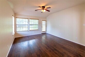 9401 Billingham Trail in Austin, TX - Building Photo - Building Photo