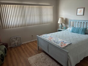 2261 Swedish Dr in Clearwater, FL - Foto de edificio - Building Photo