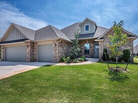 11616 NW 104th St in Yukon, OK - Building Photo