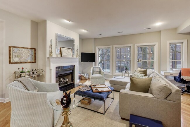 1529 N Mohawk St in Chicago, IL - Building Photo - Building Photo