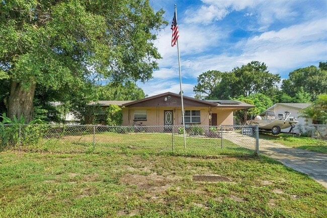 property at 517 Marianna Rd