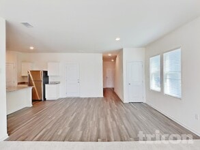 305 Nasturtium Wy in La Vergne, TN - Building Photo - Building Photo