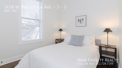 1458 W Pensacola Ave in Chicago, IL - Foto de edificio - Building Photo