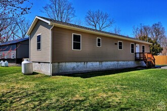 7699 NY-81 in Oak Hill, NY - Building Photo - Building Photo