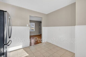 90 Ruth Dr in Florissant, MO - Building Photo - Building Photo