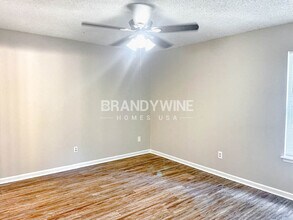 1433 Kingfisher Ln N in Jacksonville, FL - Building Photo - Building Photo