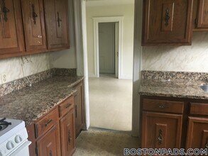 88 Maple St in Malden, MA - Building Photo - Building Photo