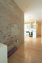 37 Lee St, Unit 3 in Cambridge, MA - Foto de edificio - Building Photo