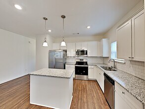 148 Landsdown Xing in Dallas, GA - Building Photo - Building Photo