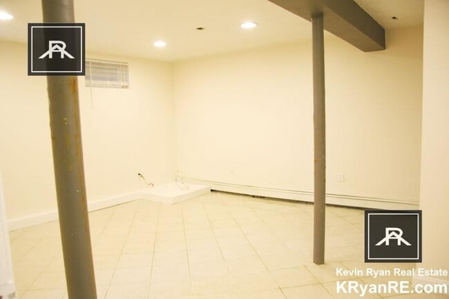 8 Dragon Ct Cir in Woburn, MA - Building Photo - Building Photo