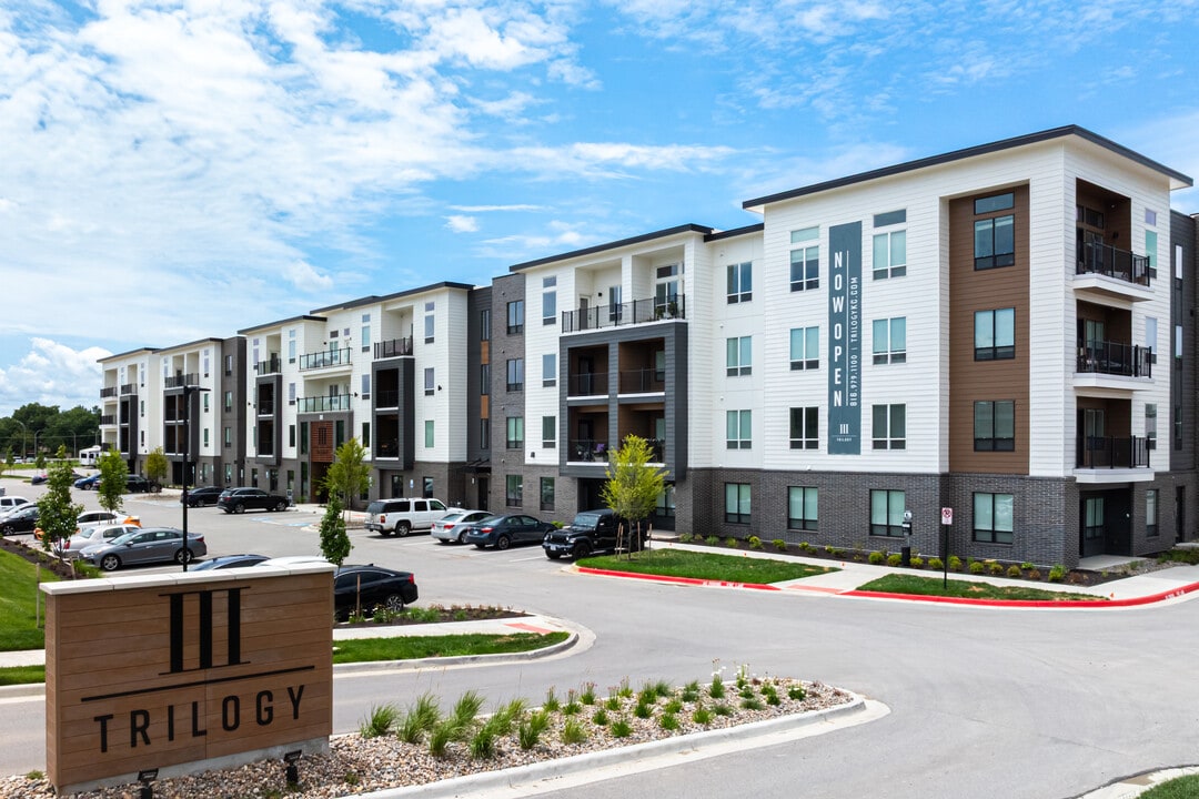 Trilogy in Lee's Summit, MO - Foto de edificio