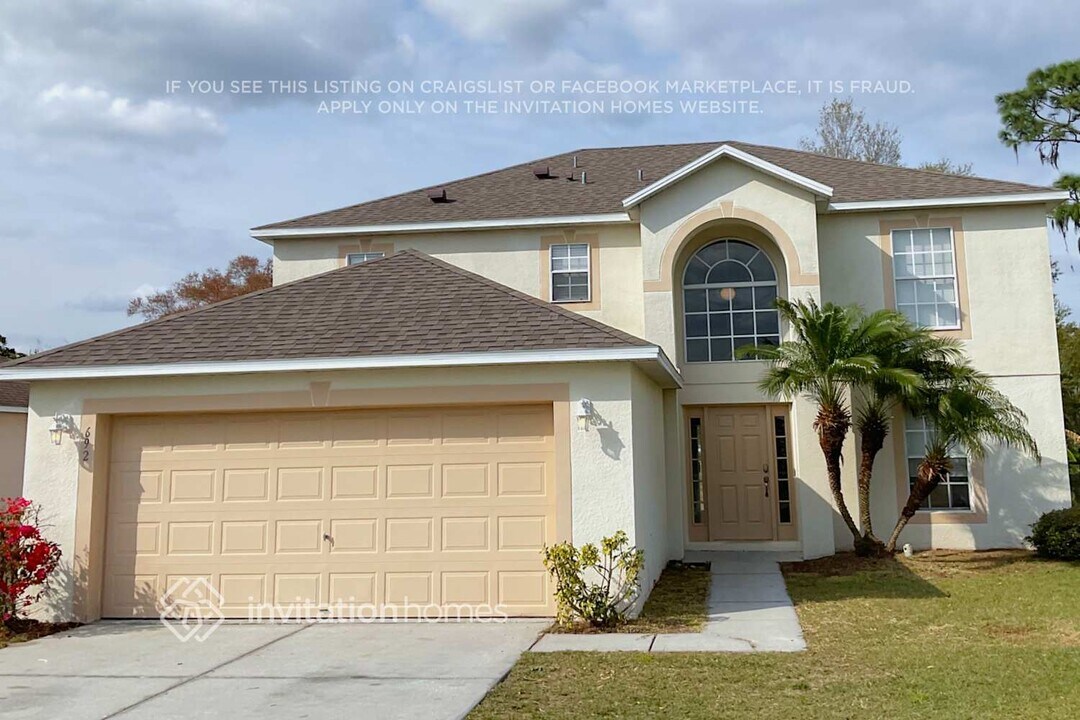 692 Sunway Ln in Winter Haven, FL - Building Photo