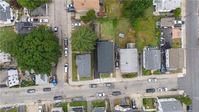 22 Longmont St-Unit -1 in Providence, RI - Building Photo - Building Photo
