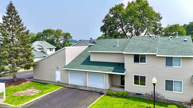 property at 2518 Stearns Way