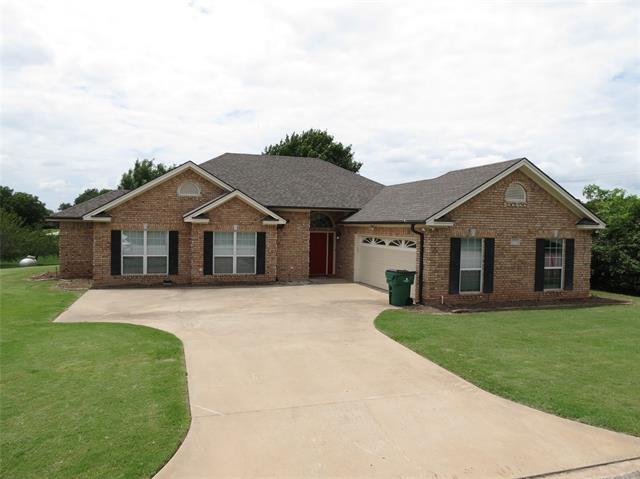 property at 1071 N Maple St