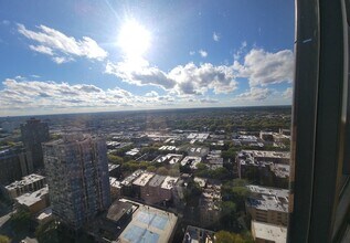 5415 N Sheridan Rd in Chicago, IL - Building Photo - Building Photo