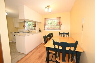 41 Moore St in Kitimat, BC - Building Photo - Building Photo