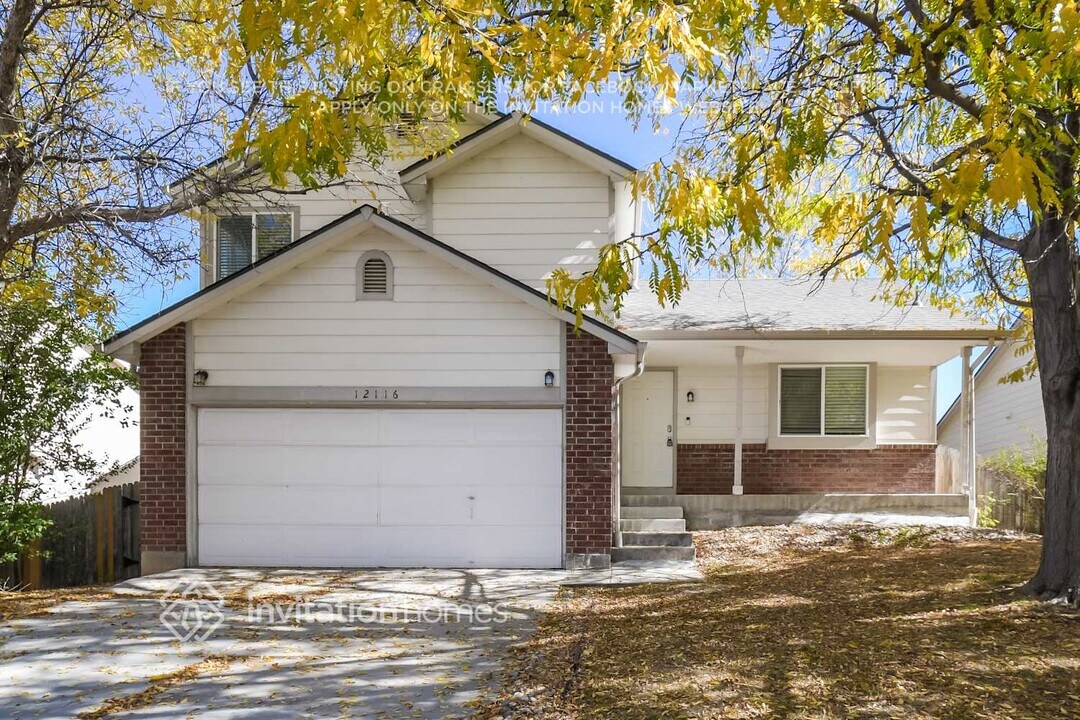 12116 Grape St in Thornton, CO - Foto de edificio